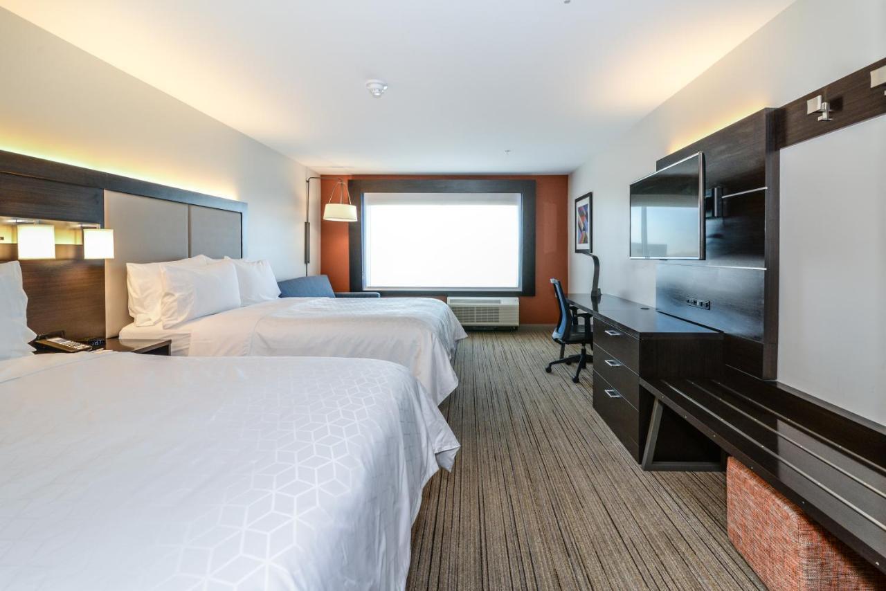 Holiday Inn Express Flint-Campus Area By Ihg Εξωτερικό φωτογραφία