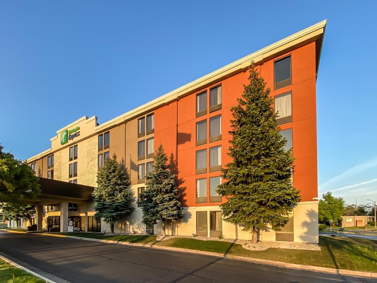 Holiday Inn Express Flint-Campus Area By Ihg Εξωτερικό φωτογραφία