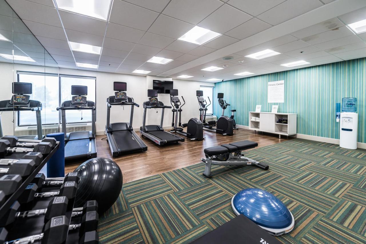 Holiday Inn Express Flint-Campus Area By Ihg Εξωτερικό φωτογραφία
