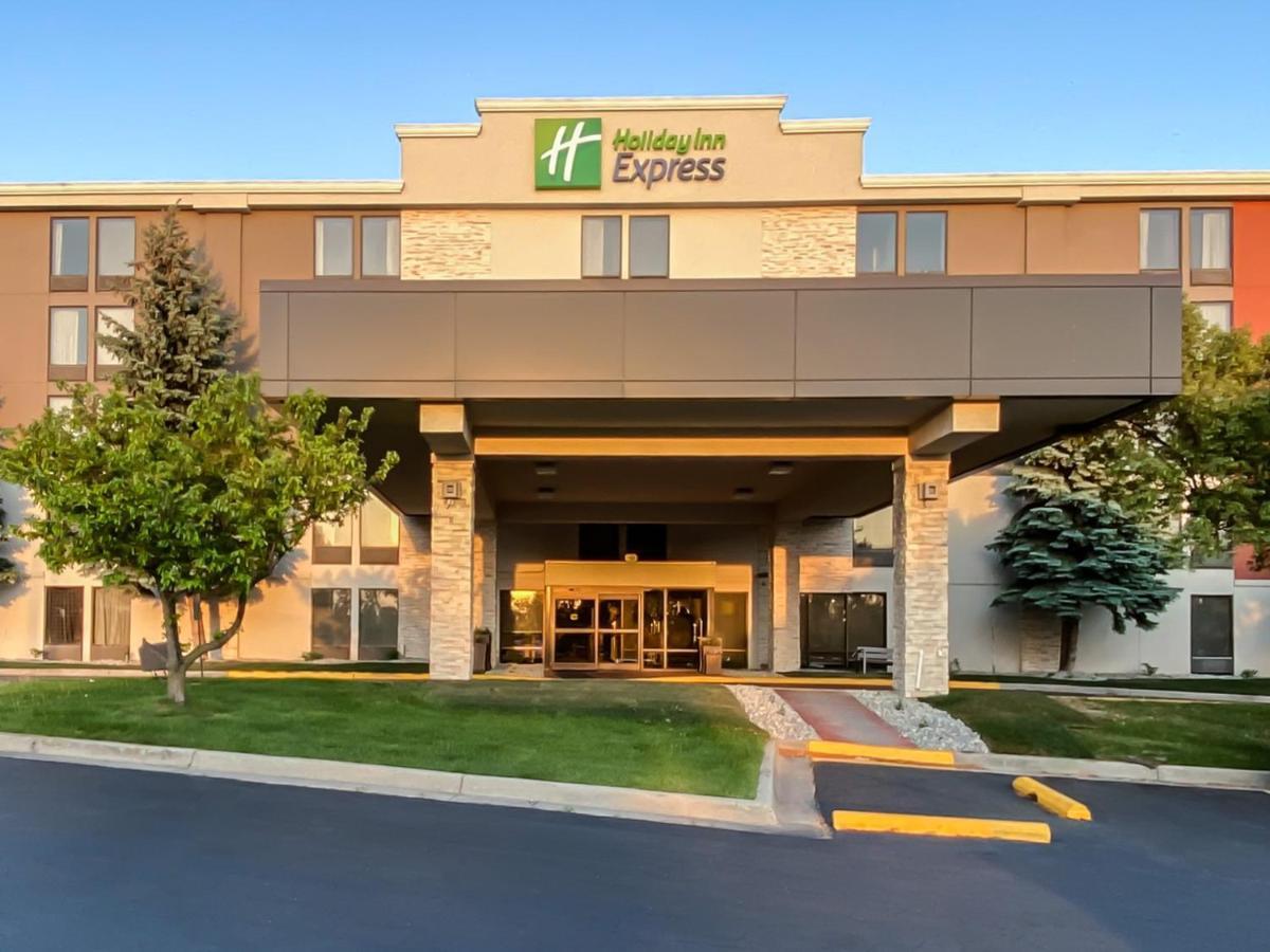 Holiday Inn Express Flint-Campus Area By Ihg Εξωτερικό φωτογραφία