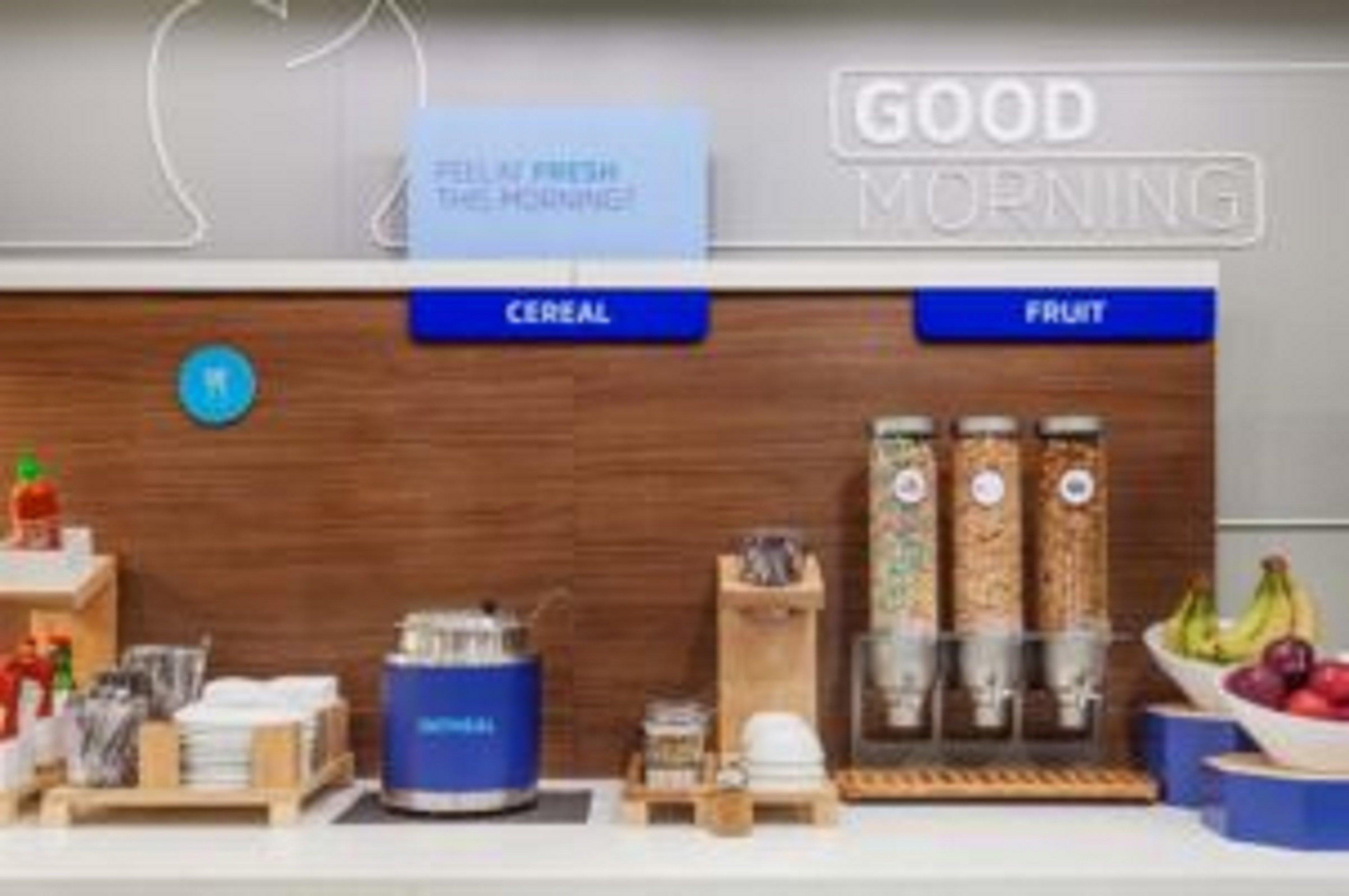 Holiday Inn Express Flint-Campus Area By Ihg Εξωτερικό φωτογραφία